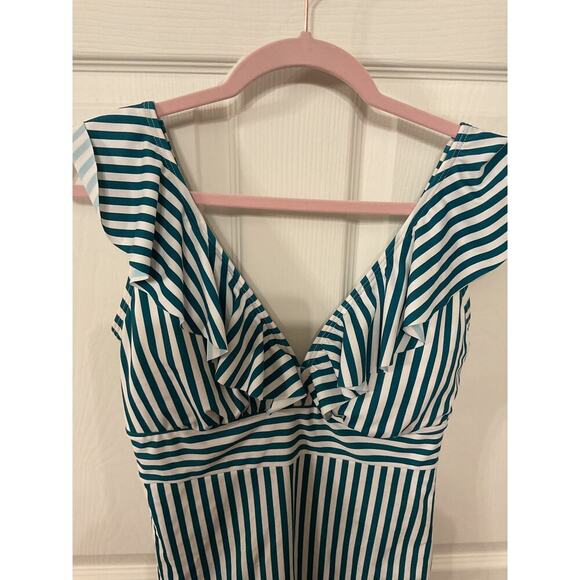 Cocoship Women's 1 Piece V-Neckline Striped Backless Ruffled Swimsuit, 10 - Picture 2 of 5